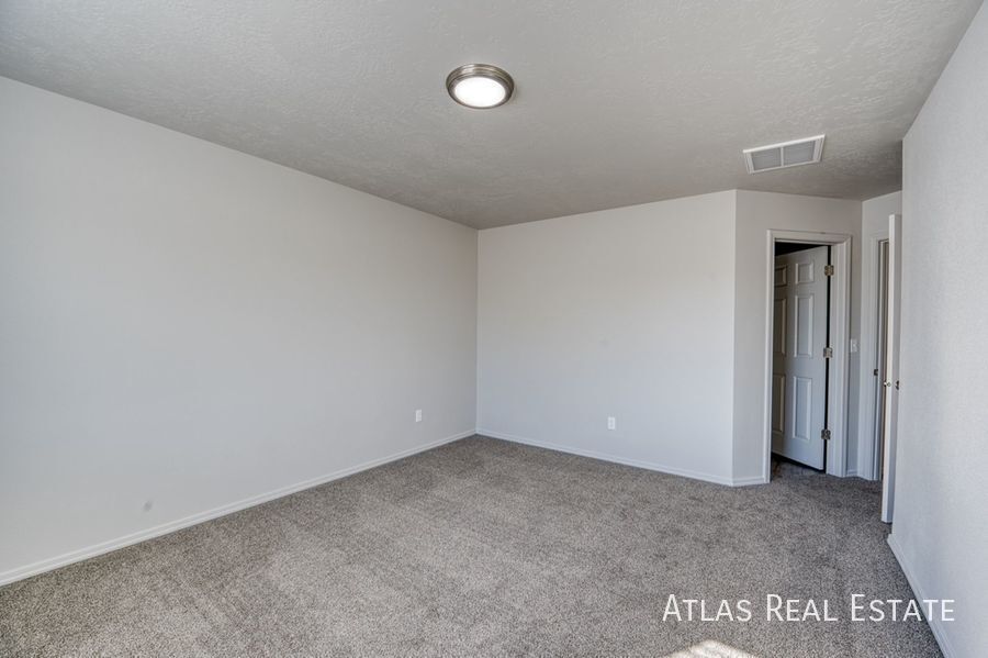Building Photo - 12713 Lignite Dr