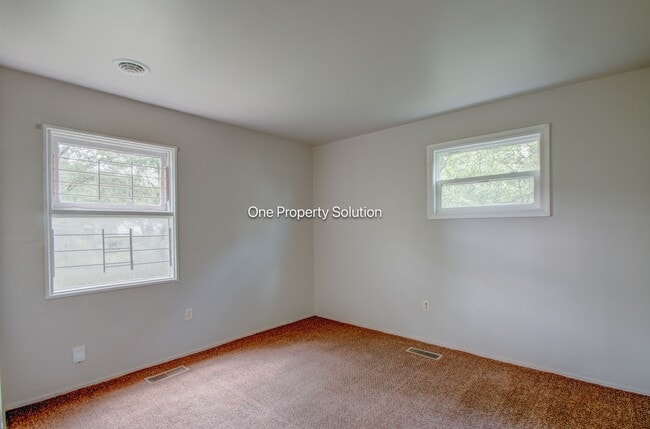 Building Photo - 3415 W 21st Pl