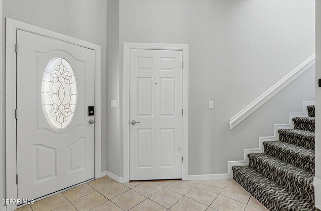 Building Photo - 4717 Excalibur Dr