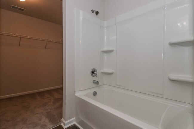 Building Photo - 222 Saddle Brooke Trce