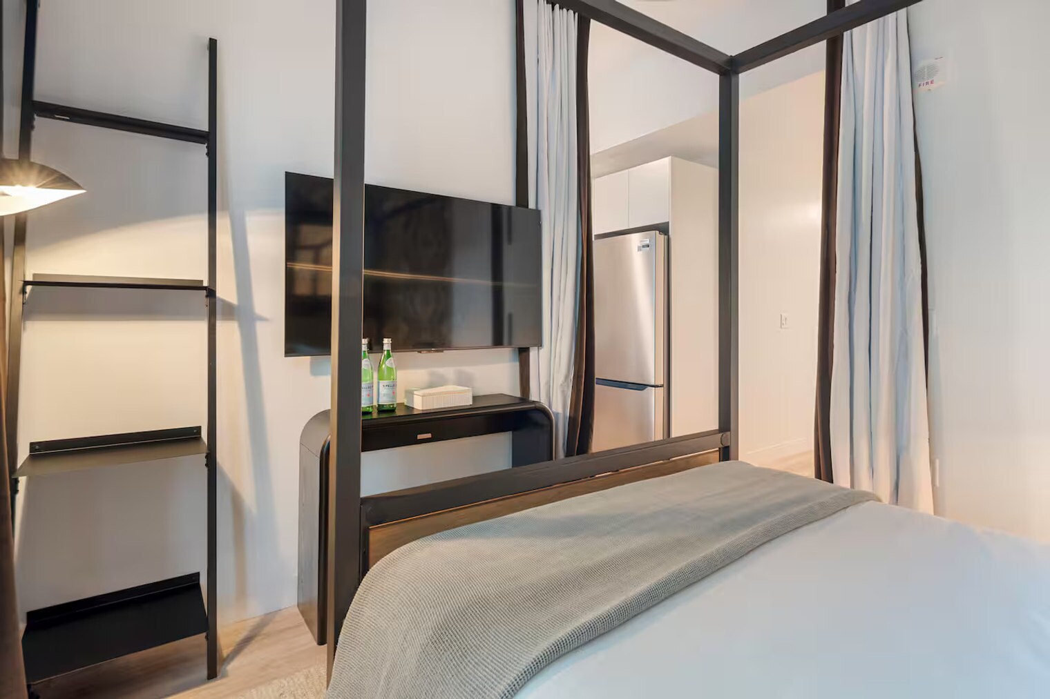 Building Photo - 40 Western Ave