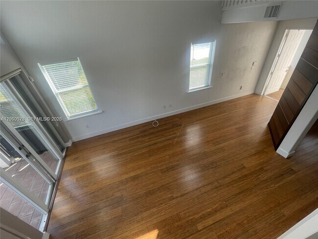 Building Photo - 7931 NW 114th Ct