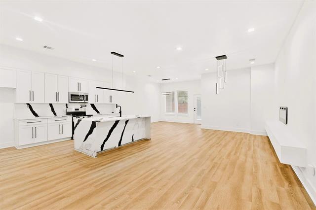 Building Photo - 1218 Grant St