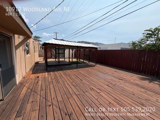 Building Photo - 10912 Woodland Ave NE