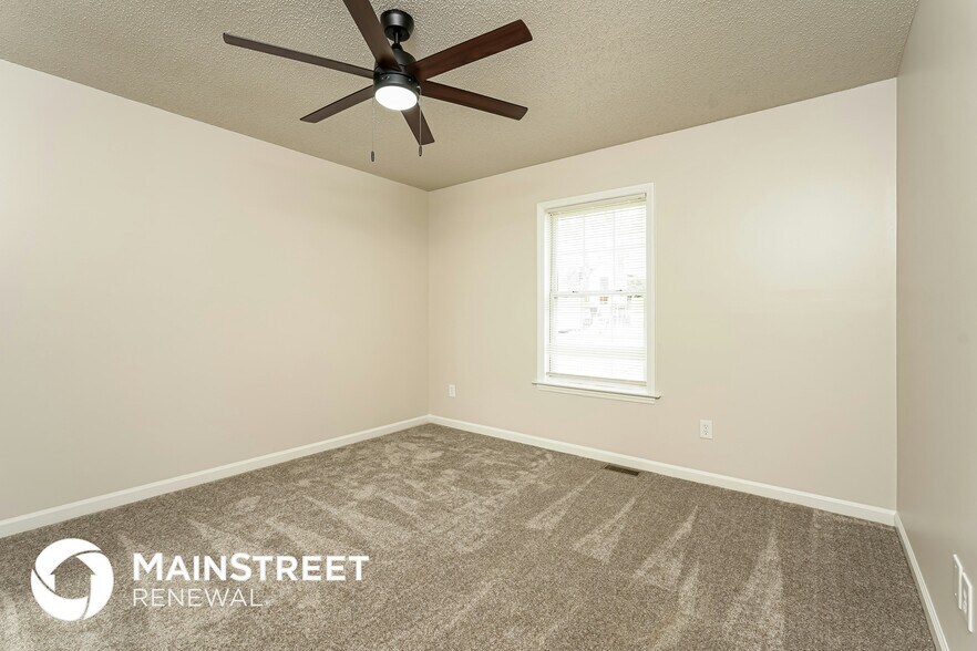 Building Photo - 1 Savannah Ln