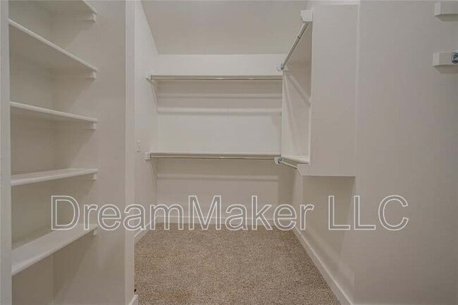 Building Photo - 126 Hope Ave