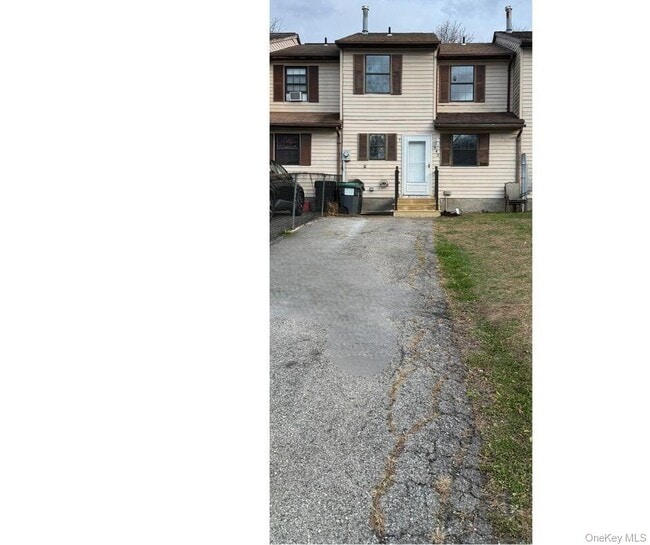 Primary Photo - 540 Saracino Dr