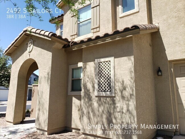 Building Photo - 2492 S Sailors Ct