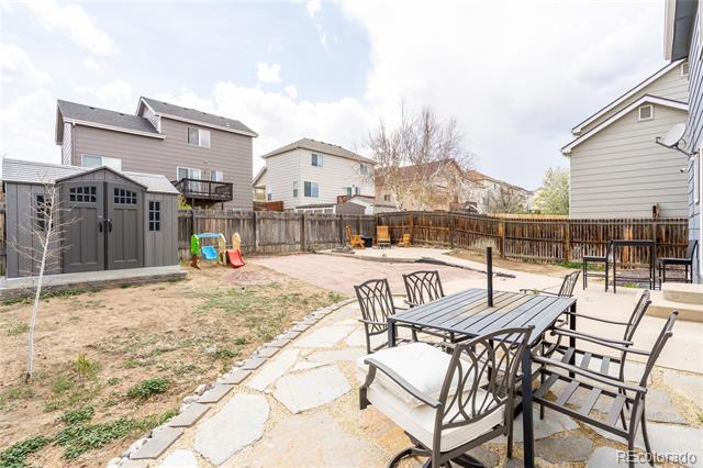Building Photo - 857 Regent Ct