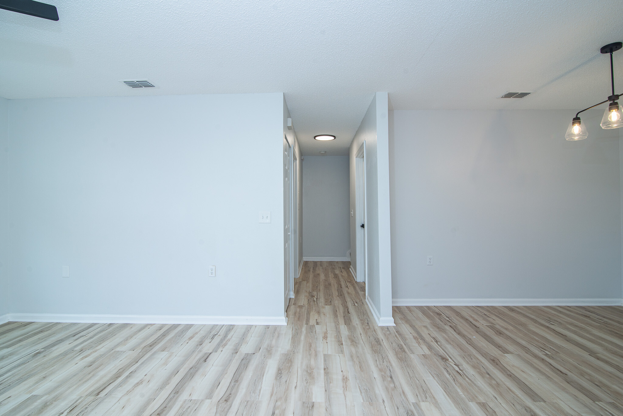 Building Photo - 1101 Scheidel Ct
