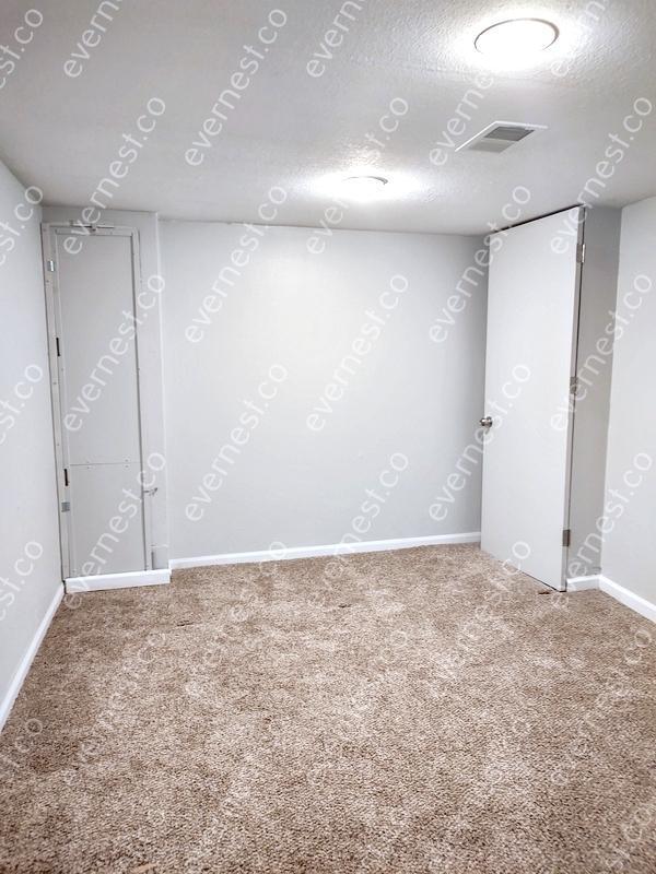Building Photo - 10244 Caenen Dr
