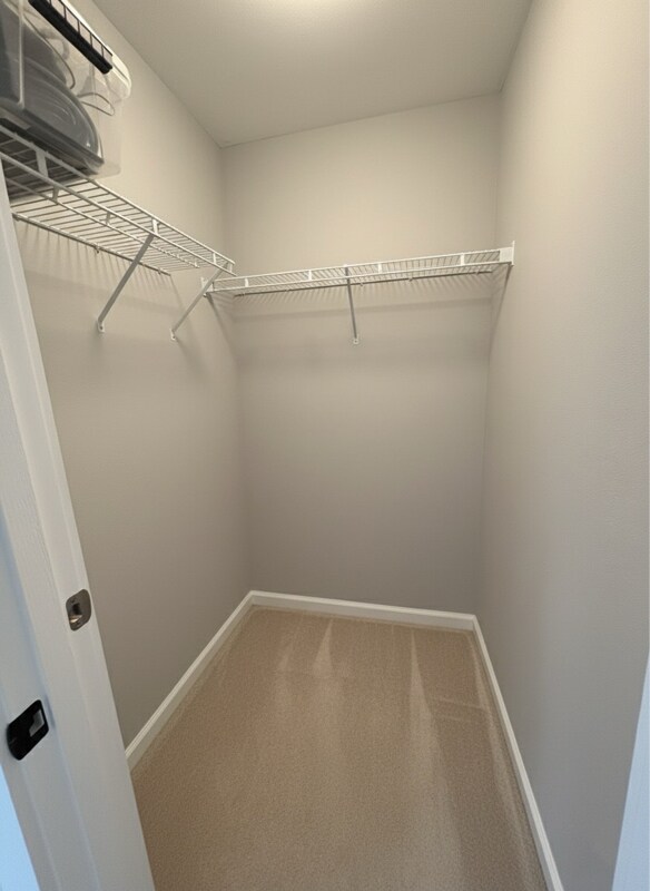 Building Photo - 2404 SE 2nd Ct