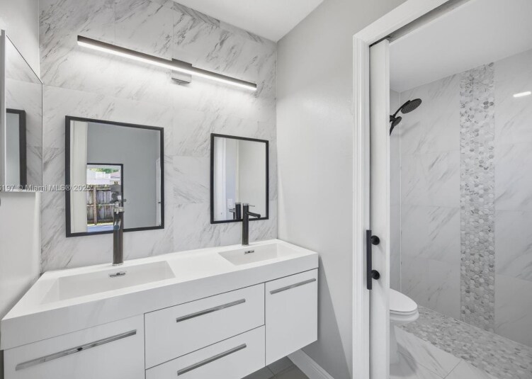 Building Photo - 13550 SW 286th Ter