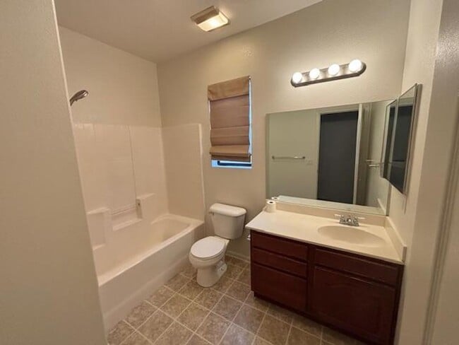 Building Photo - 2887 Wensley Ave