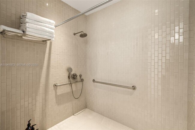 Building Photo - 500 Alton Rd