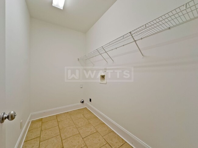 Building Photo - Spectacular 4 Bed 3.5 Bath with Large Yard - next to Mt. Laurel at Shoal Creek