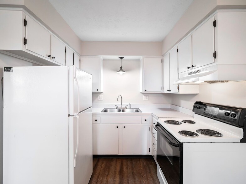 Interior Photo - Delta 77 Apartments