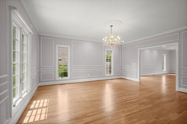 Building Photo - 9809 Hall Rd