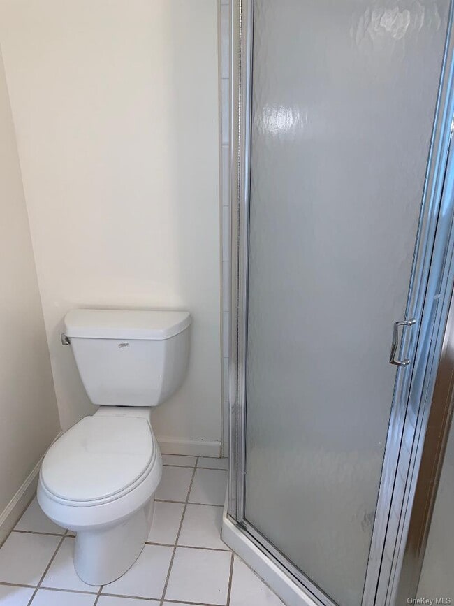 Building Photo - 106 Arlington Ct