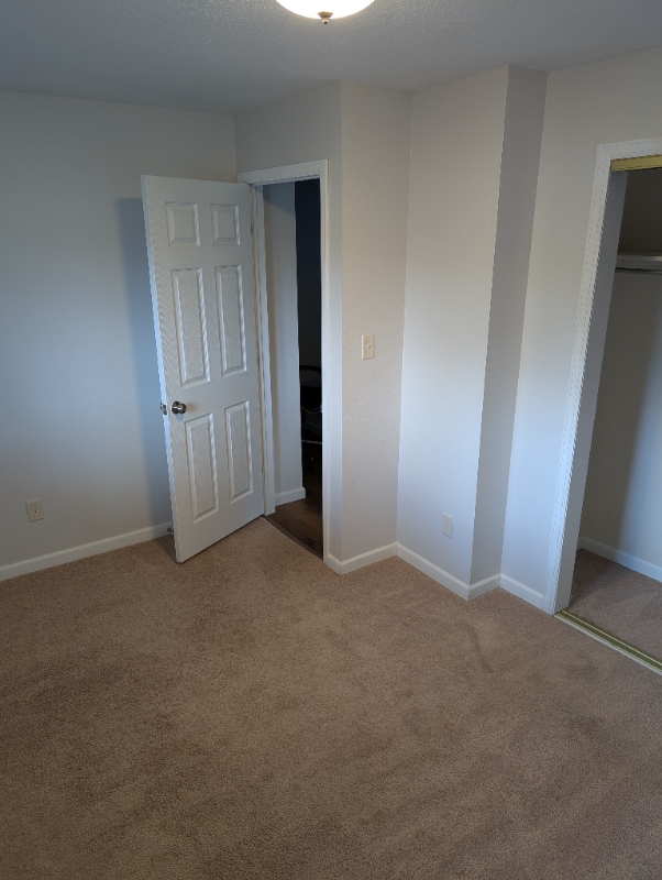 Building Photo - 1308 Ellen Pl