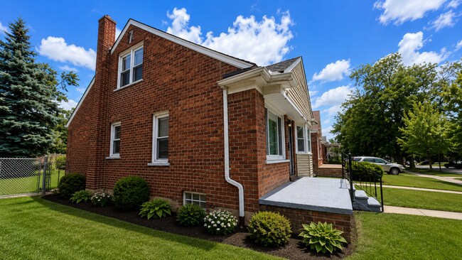Building Photo - 7340 Stout St
