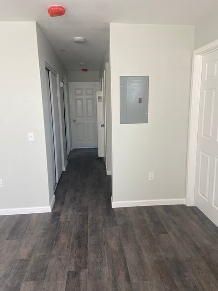 Building Photo - 446 W 126th St