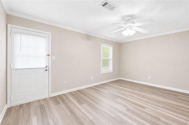 Building Photo - 3065 Destin Cir