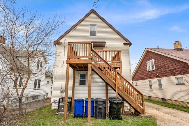 Building Photo - 8906 Jeffries Ave