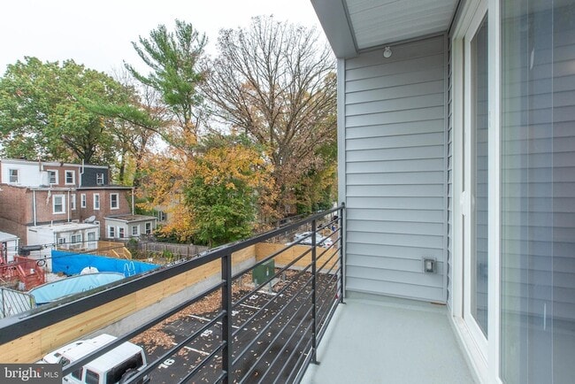 Building Photo - 45 W Haines St