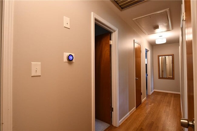 Building Photo - 2877 Cartwright Dr