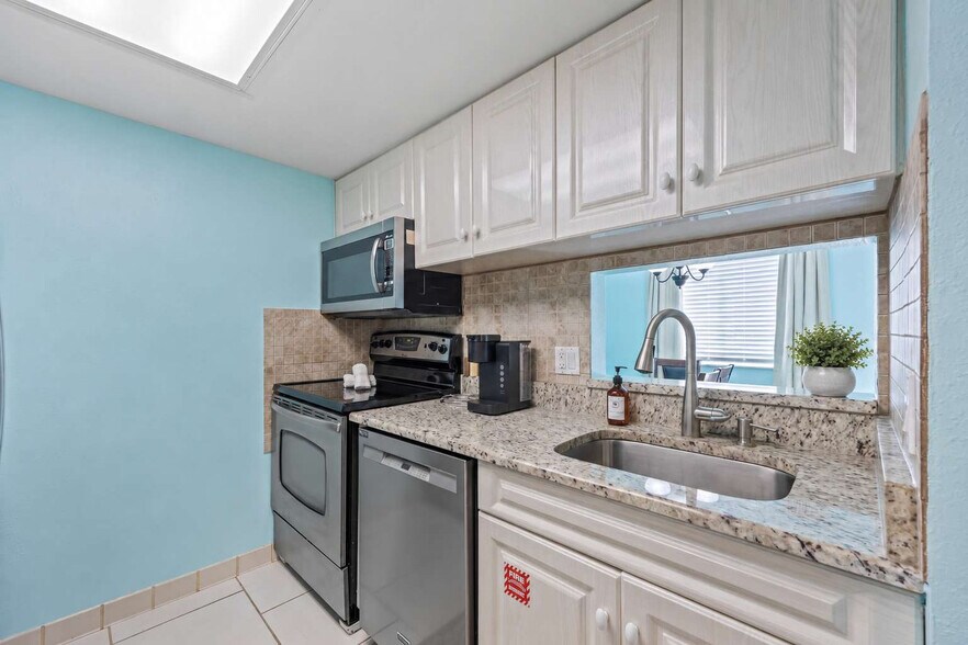 Building Photo - 416 Seaport Blvd