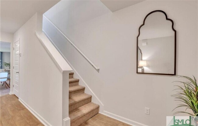 Building Photo - 477 Coconut Dr