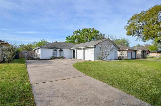Primary Photo - 5343 Linda Ln