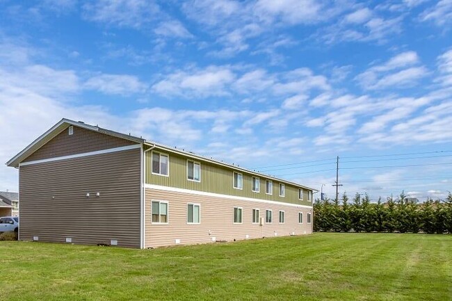 Building Photo - Forest Park Apartments