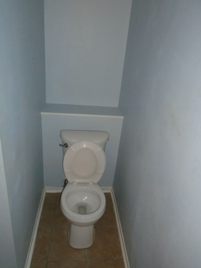 Building Photo - Briarcliff Condos