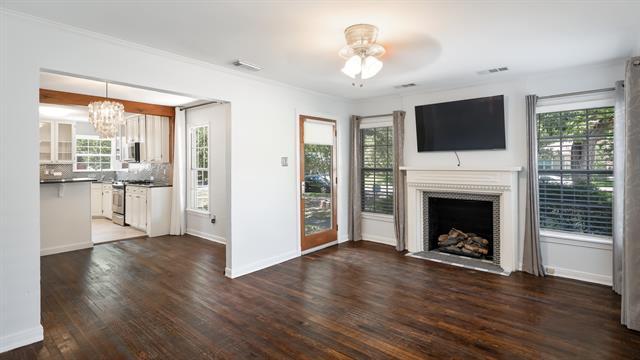 Building Photo - 8906 Santa Clara Dr