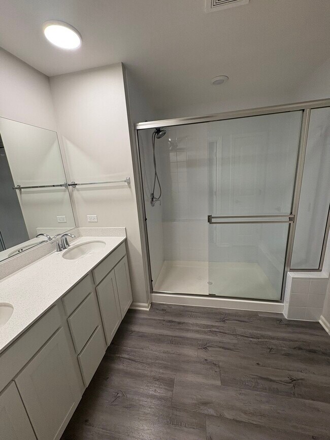 Building Photo - 8972 Dolby St