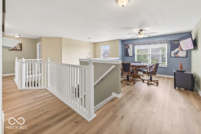 Building Photo - 1416 Gleneagle Dr