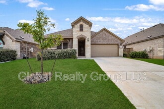 Building Photo - 545 Rosemellow St