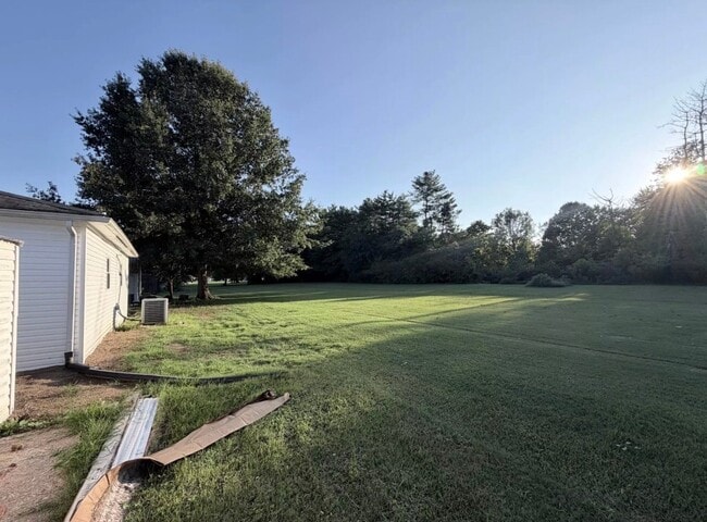 Building Photo - 125 Kinnard Kelley Ln