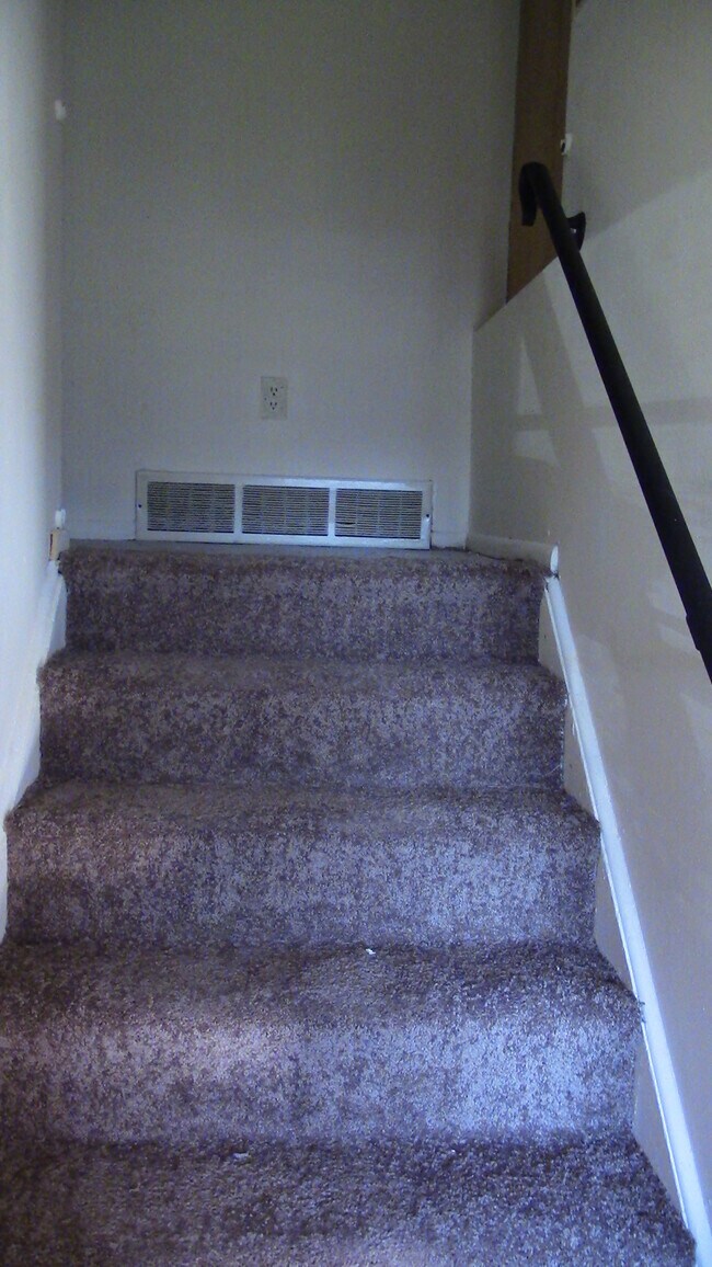 Building Photo - 3089 Hatfield Ct