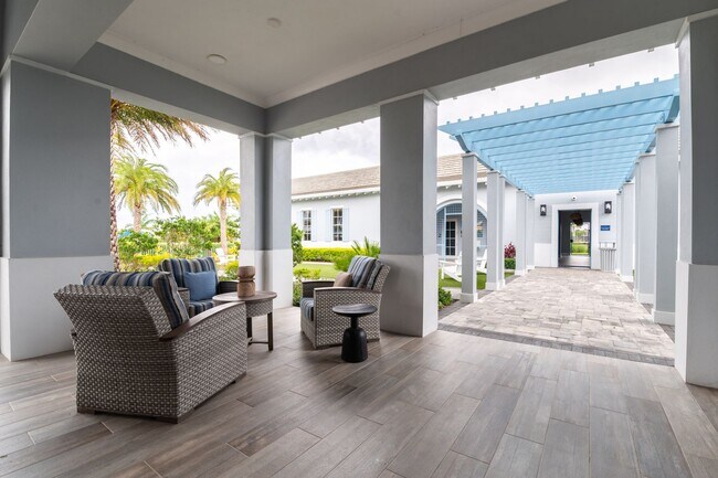 Building Photo - Exquisite 3-Bed 3.5-Bath Home in Prestigio...