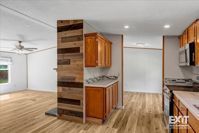 Building Photo - Newly Remodeled 3 Bedroom, 2 Bath Home!