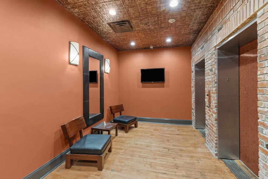 Building Photo - 936 Broad St