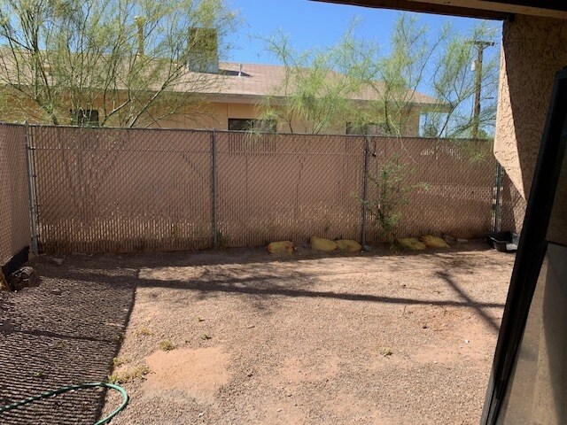 Building Photo - 1503 S Van Buren Ave