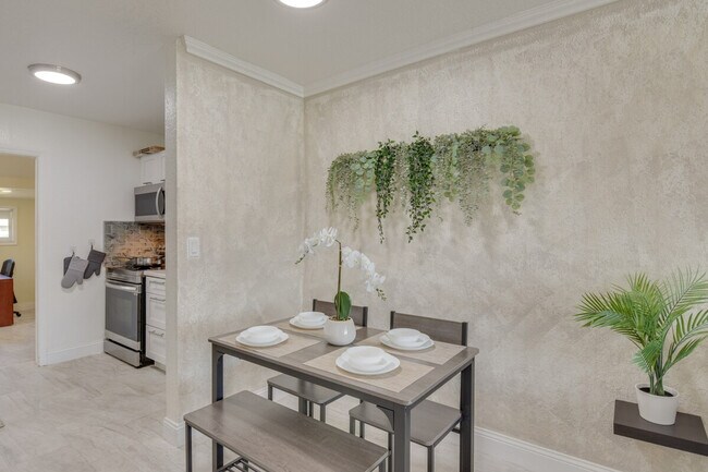 Building Photo - 16201 NW 39th Ct