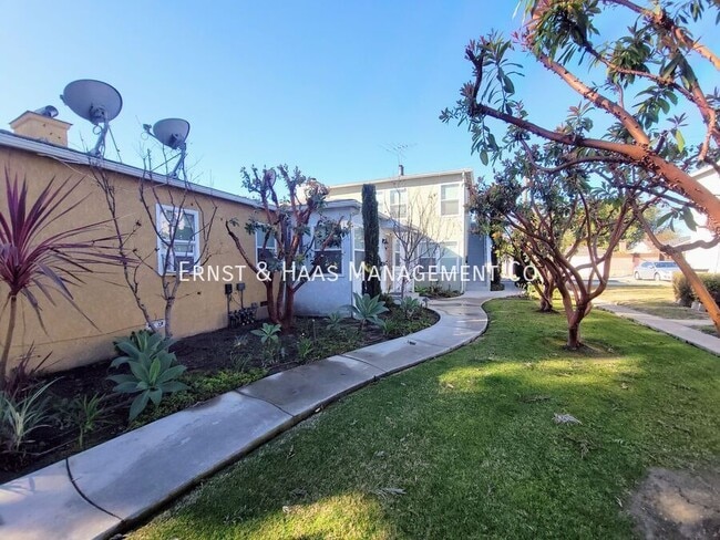 Building Photo - 4217 1/2 Bellflower Blvd.-