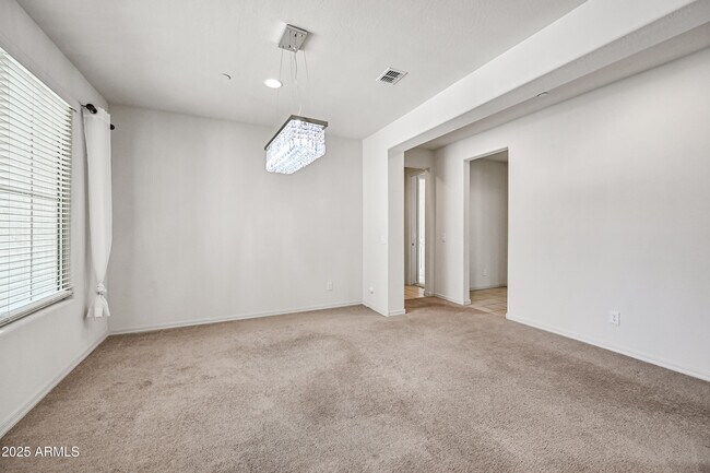 Building Photo - 9648 E Timpani Ln