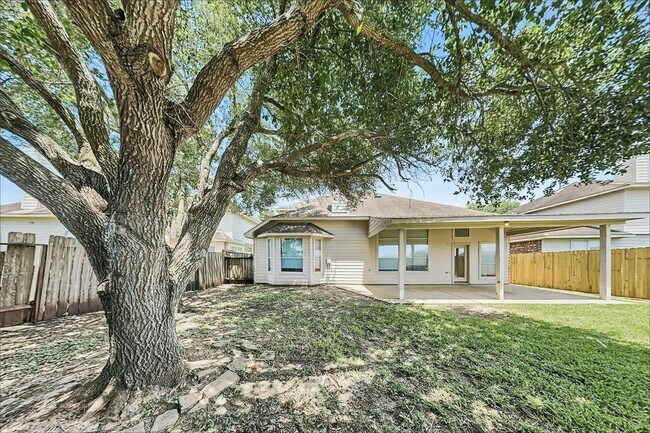 Building Photo - 2012 Haven Springs Ln