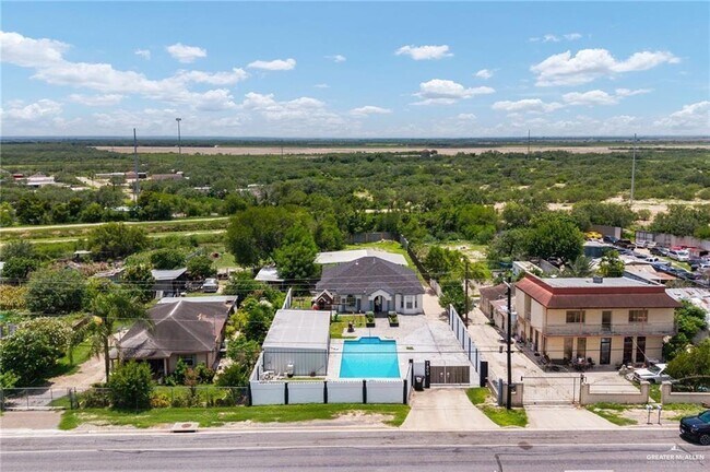 Building Photo - 11 W Business Hwy 83